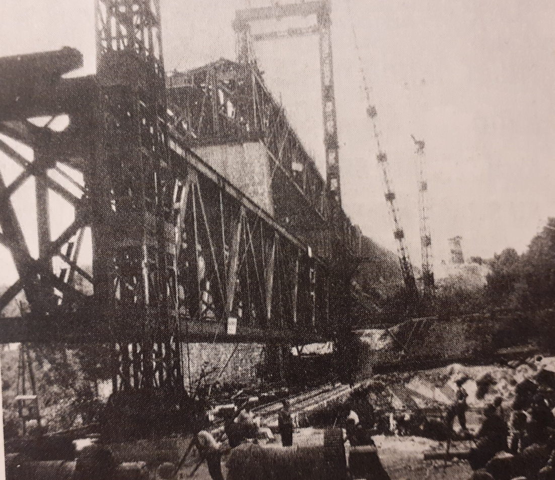 Výstavba Ružínskeho viaduktu v katastri obce Malá Lodina (50. roky 20. storočia)